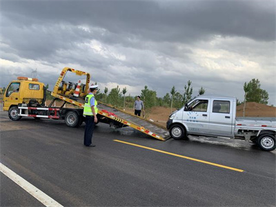 凤庆车辆遇故障需救援,就近道路救援电话该怎么找?